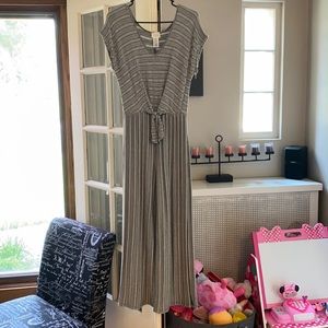 New-without tags-causal jumpsuit